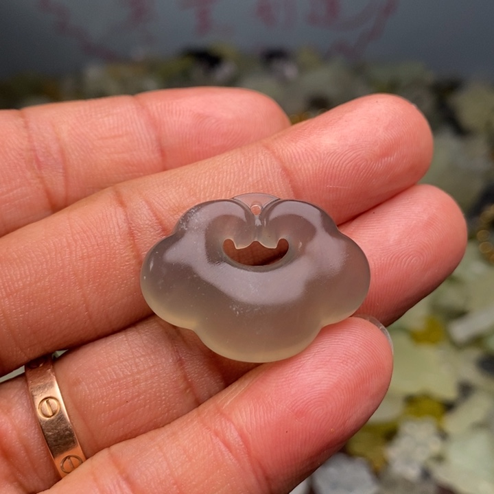 蛇纹石玉颈饰合金195