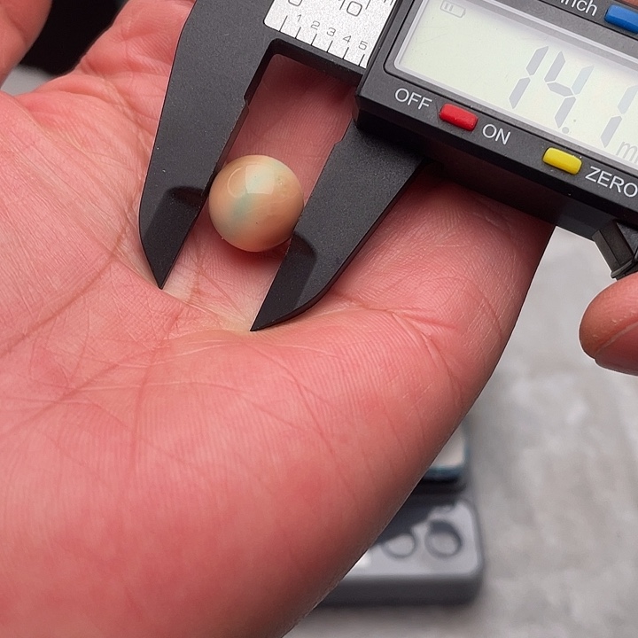 手工雕刻配饰珠卡6