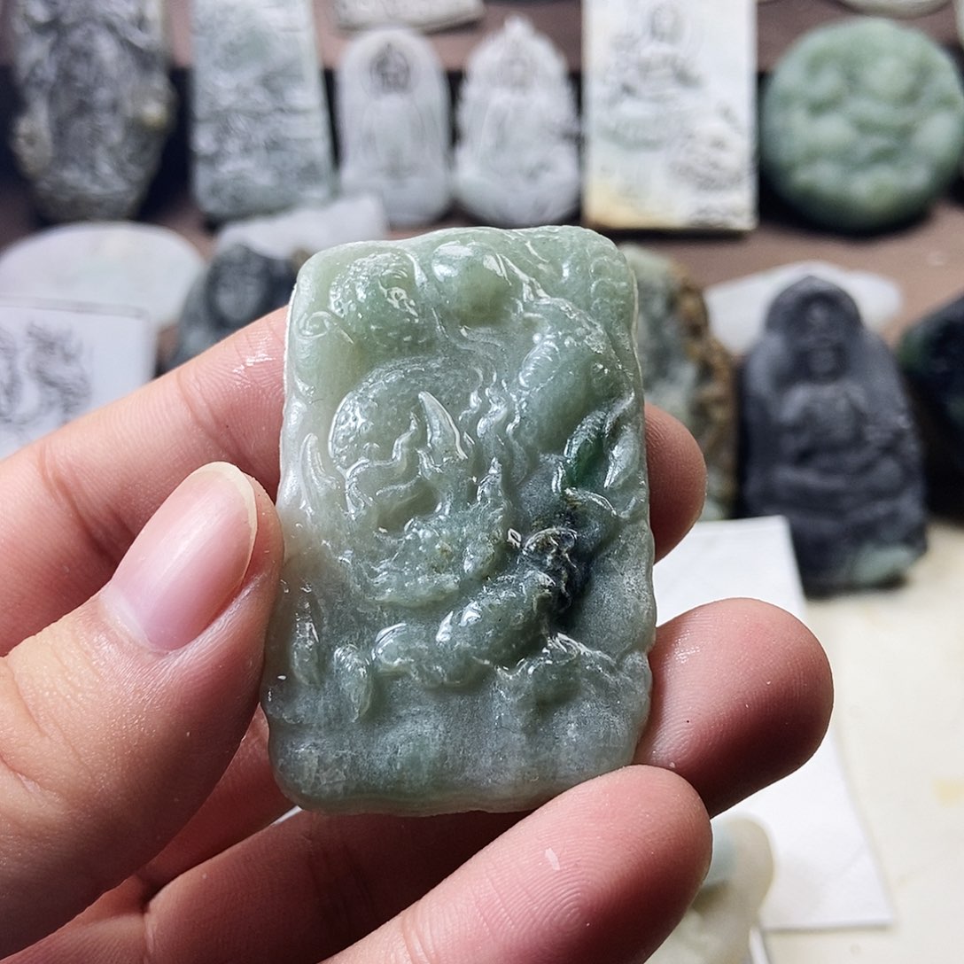 定制翡翠未镶嵌天然