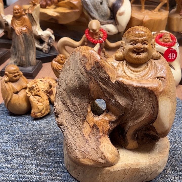 非洲檀香无事牌崖柏摆件