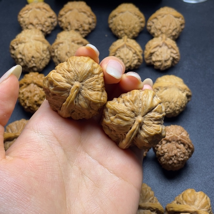 文玩核桃吊坠一帆风顺