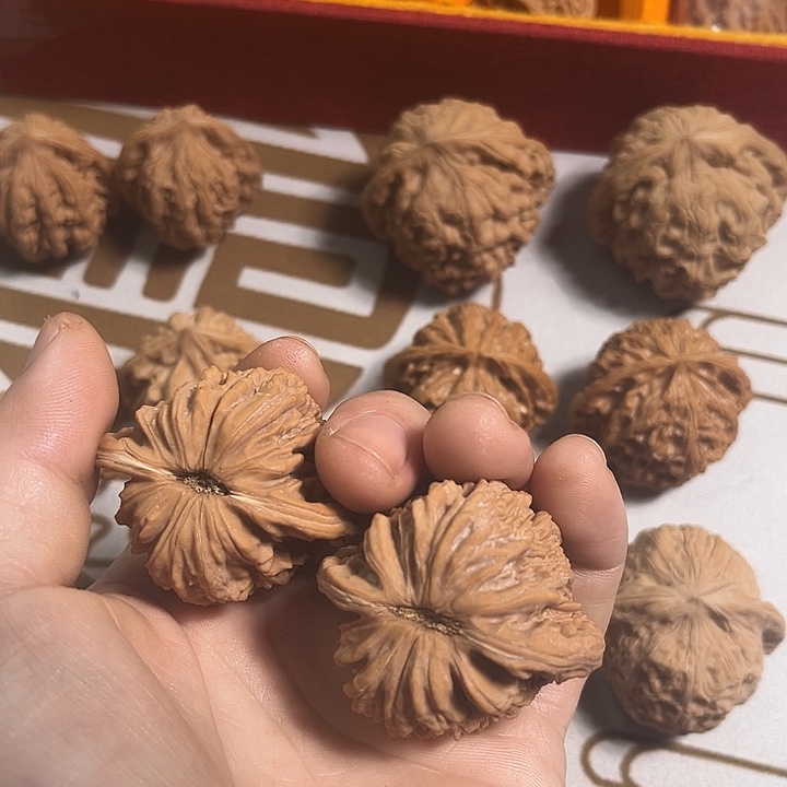 文玩核桃吊坠44尺四座楼精品对