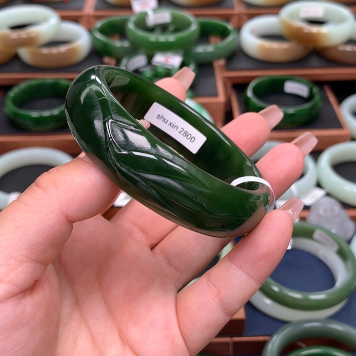 和田玉（碧玉）手镯未镶嵌6061圈口