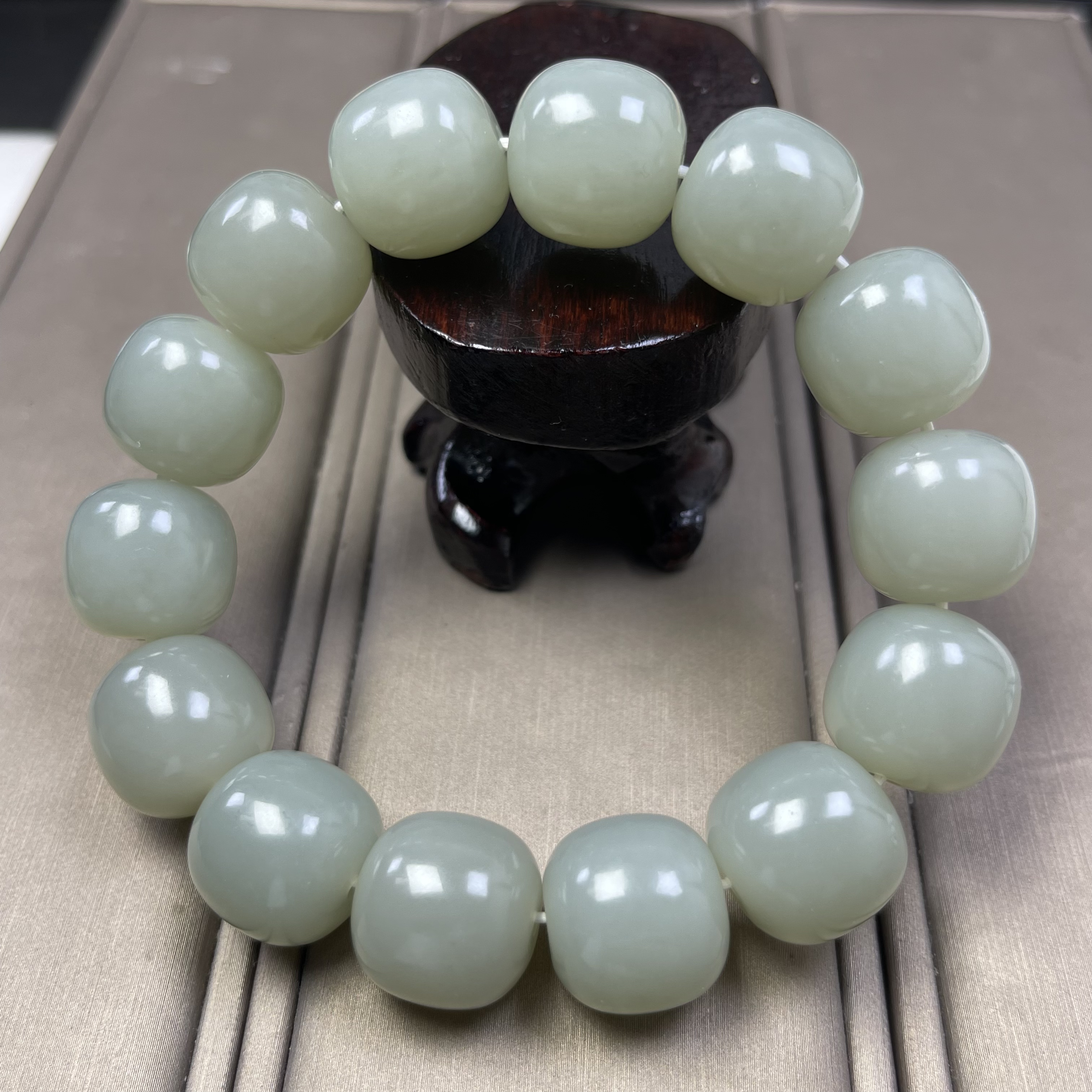 天然和田玉16mm手串老型新疆且末青白油润结构细一物一证