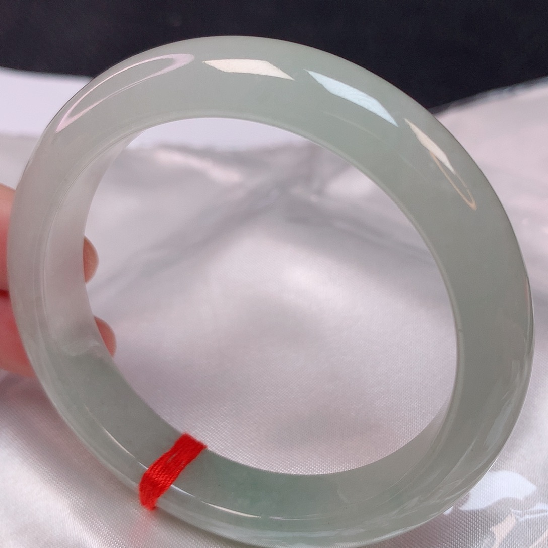 翡翠手镯未镶嵌54 翡翠手镯