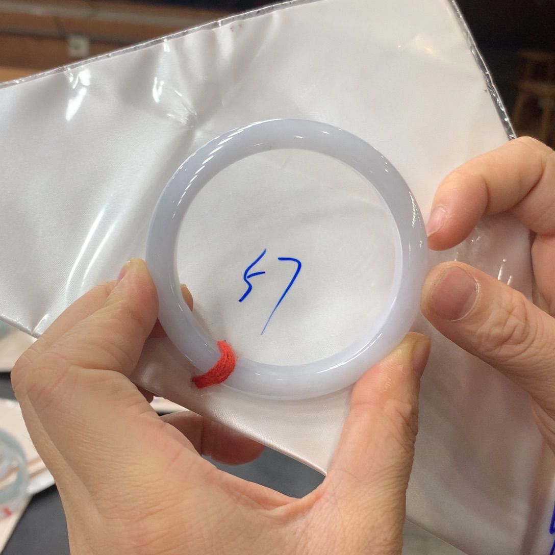 翡翠未镶嵌手镯翡翠