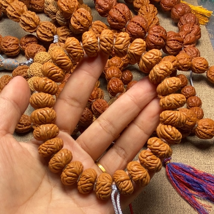 文玩核桃吊坠桃核夹板