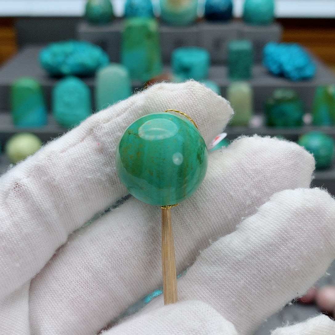 绿松石配饰未镶嵌