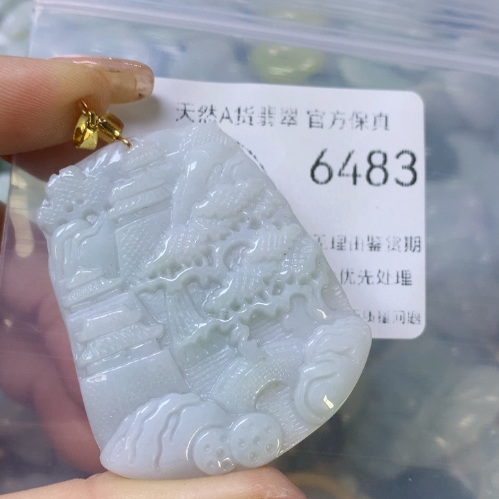 翡翠颈饰未镶嵌翡翠