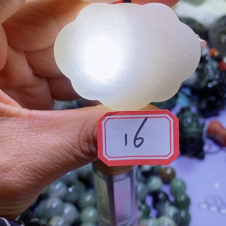 和田玉边角料未镶嵌