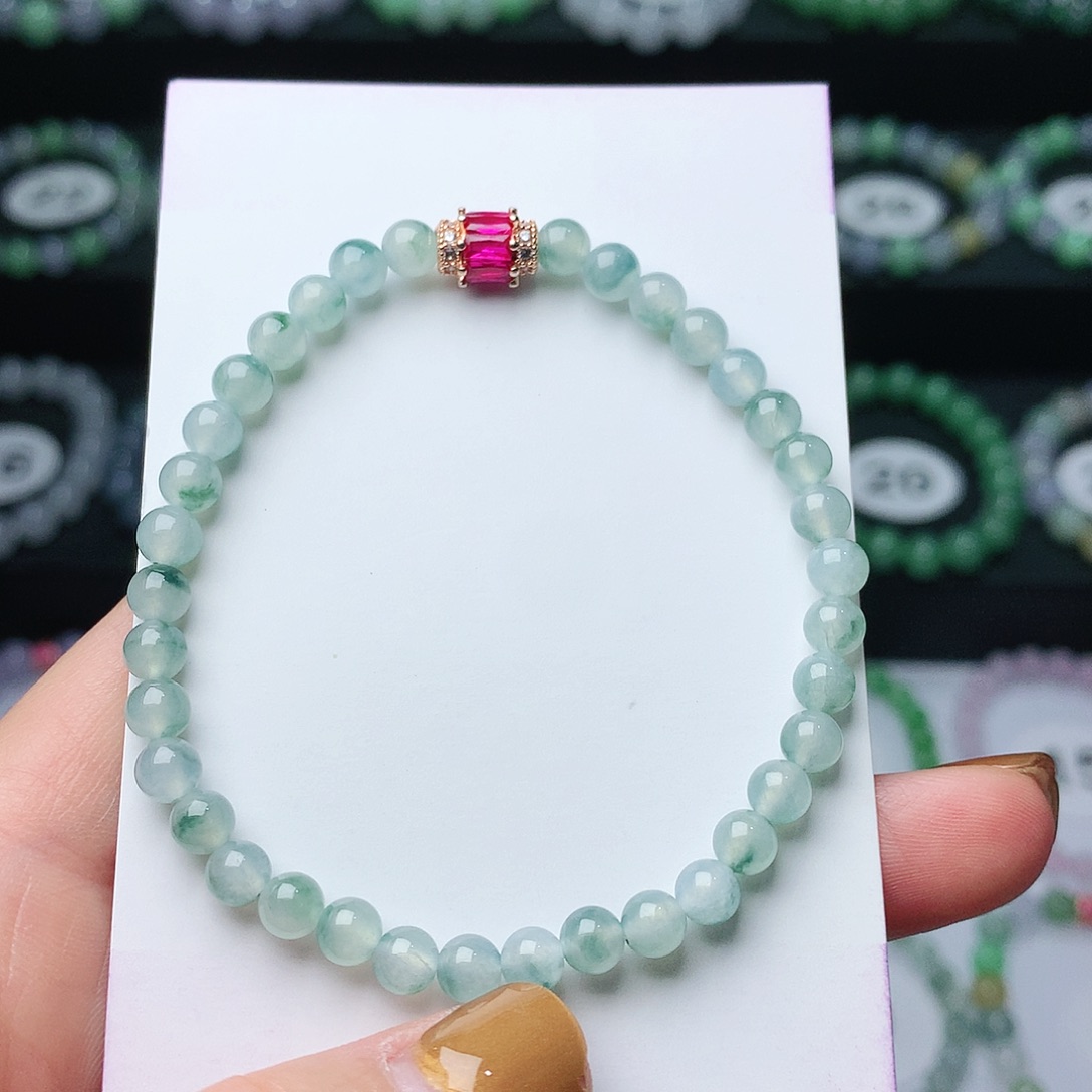 翡翠手链未镶嵌翡翠