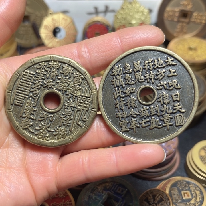 铜现代工艺山鬼一对