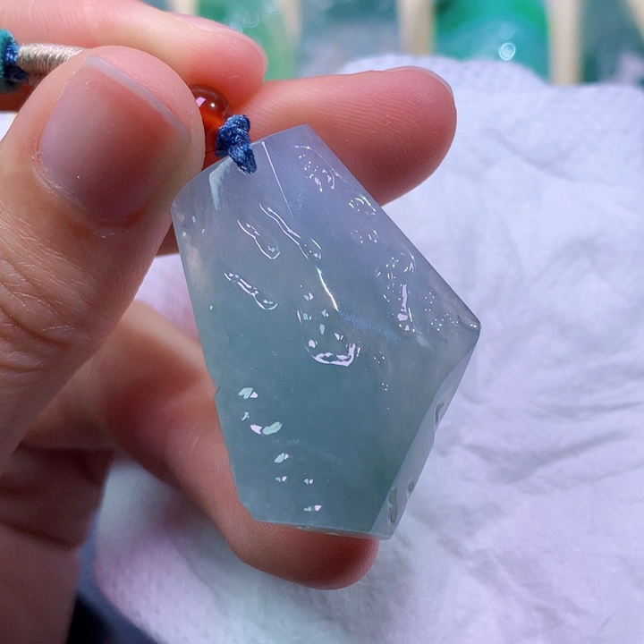 翡翠未镶嵌吊坠(不含链) 6827