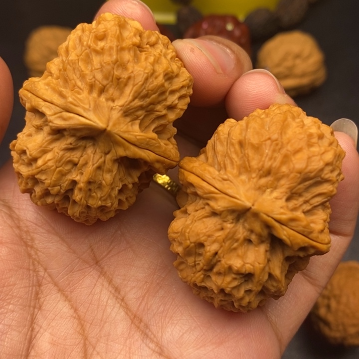 吊坠文玩核桃45尺麒麟元宝