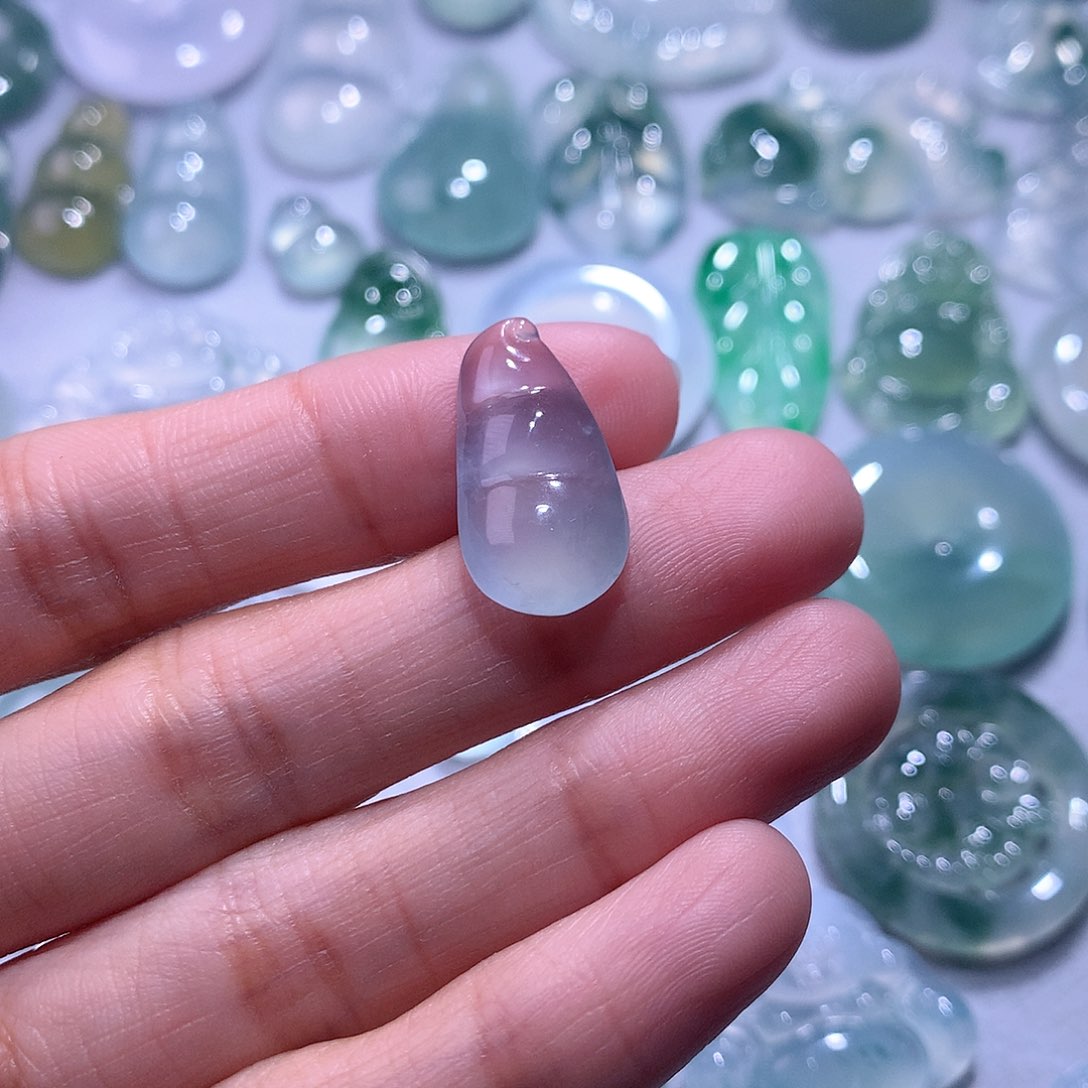 【闪购商品】翡翠颈饰未镶嵌豆