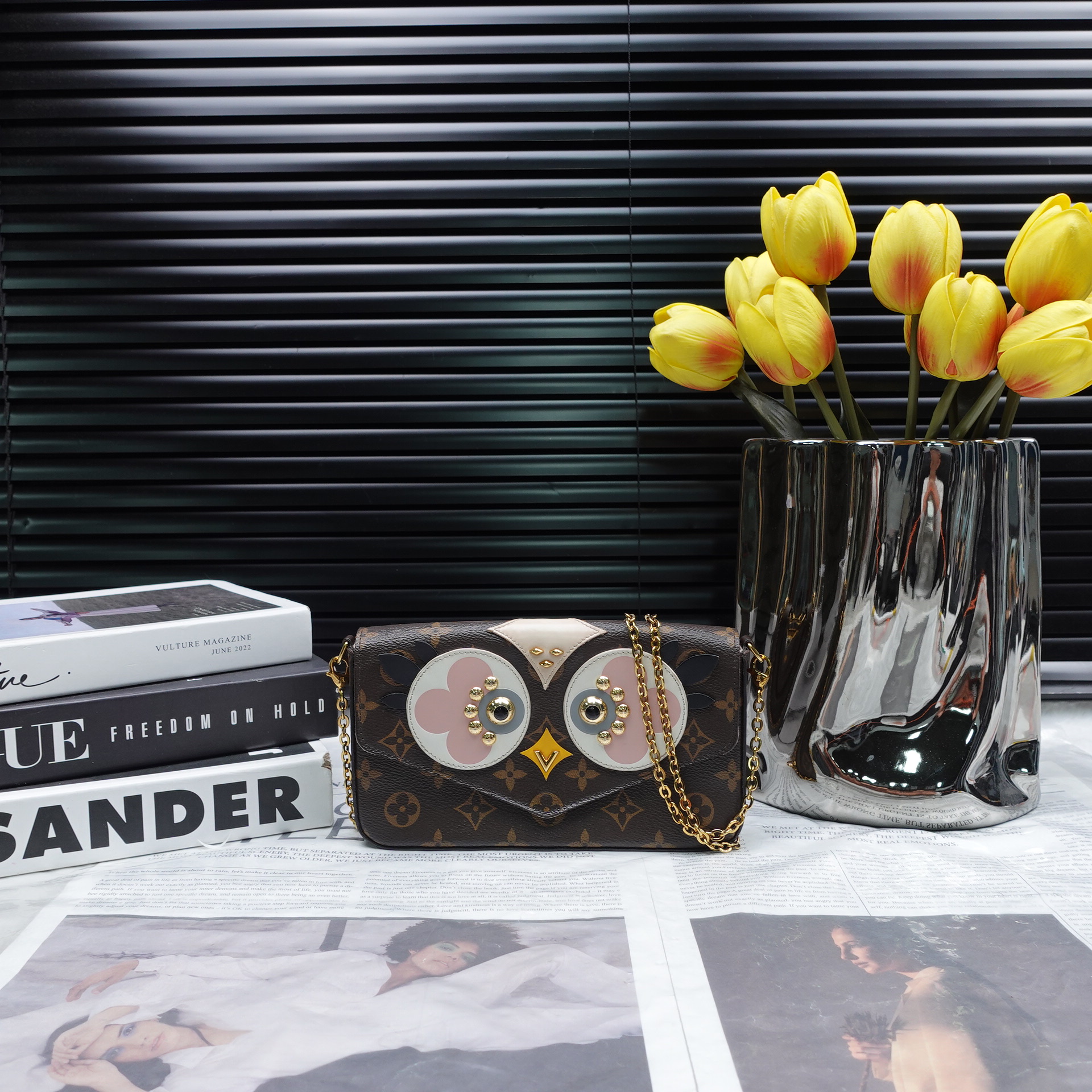 95新 LouisVuitton/路易威登 单肩包/T20330790