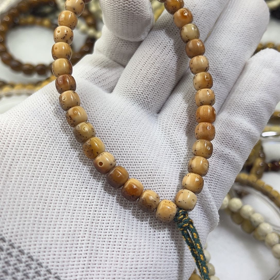 星月菩提吊坠火烧云通体