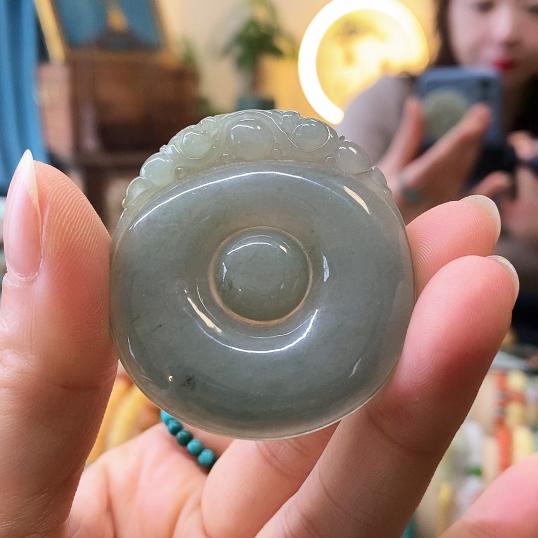 翡翠挂件未镶嵌翡翠挂件