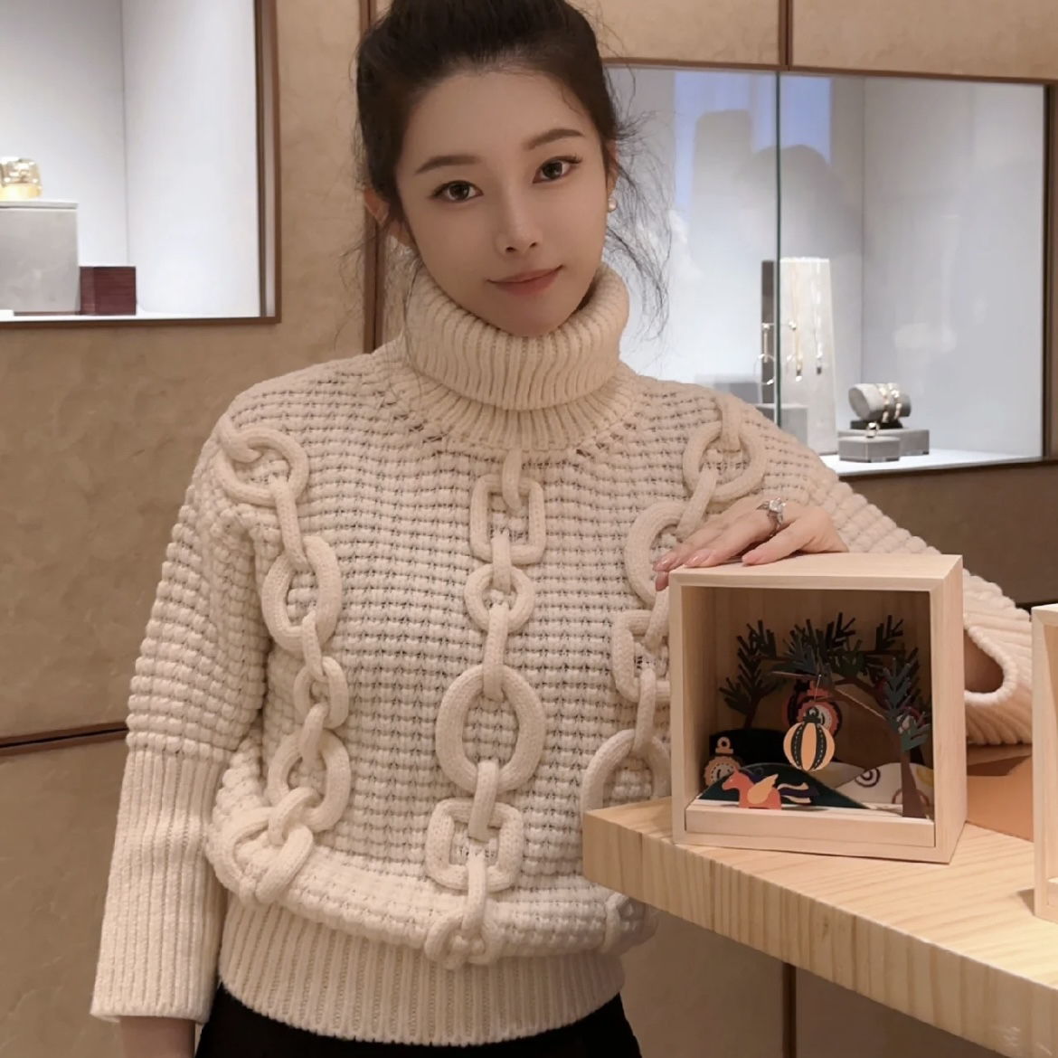 99新 Hermes/爱马仕 米白羊毛高领针织毛衣 38码 GM005768