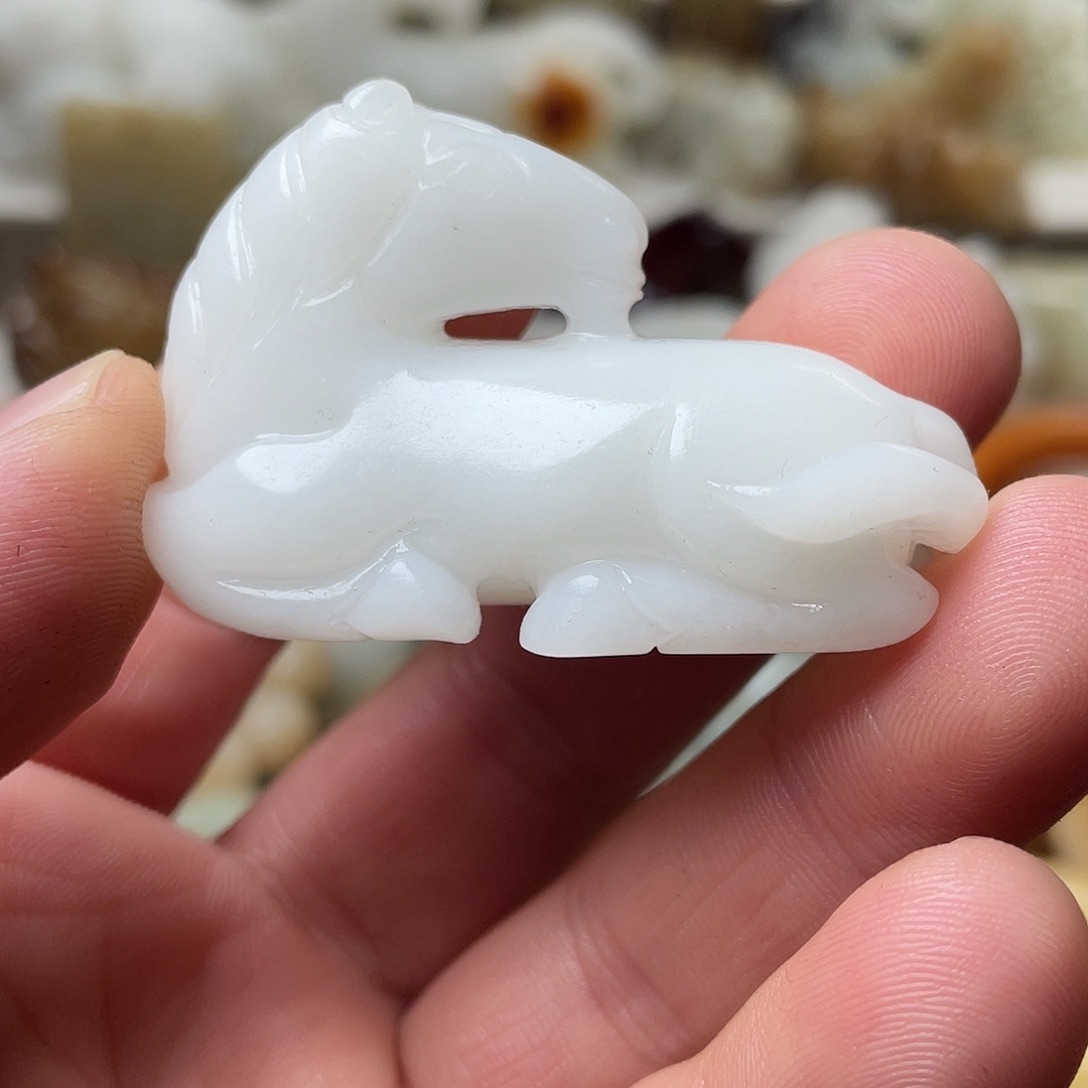 一***和田玉未镶嵌颈饰