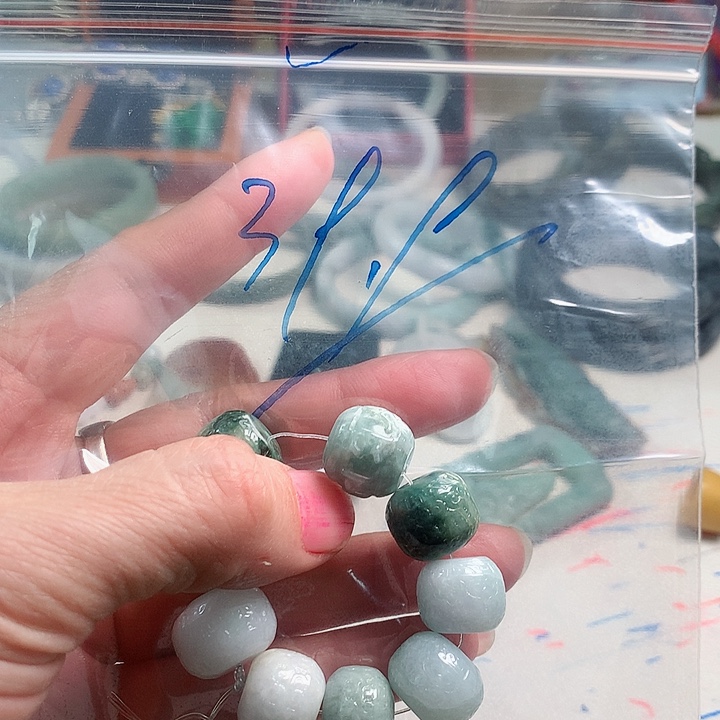 翡翠颈饰未镶嵌成品