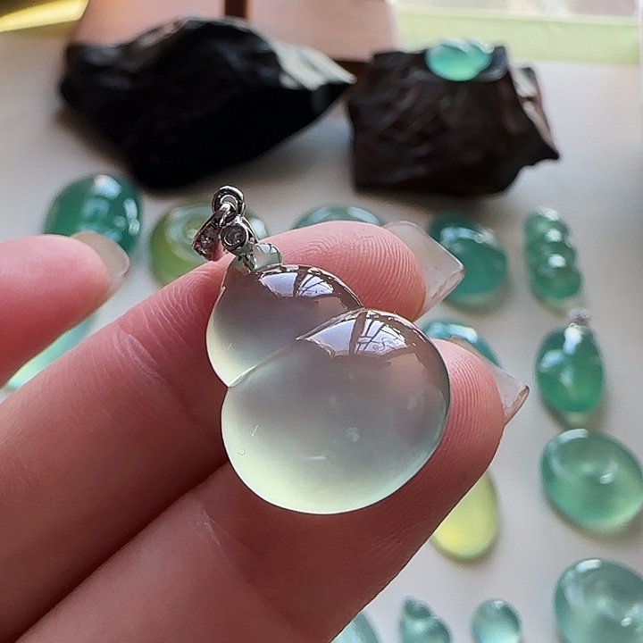 岫玉银S925镶嵌颈饰岫玉