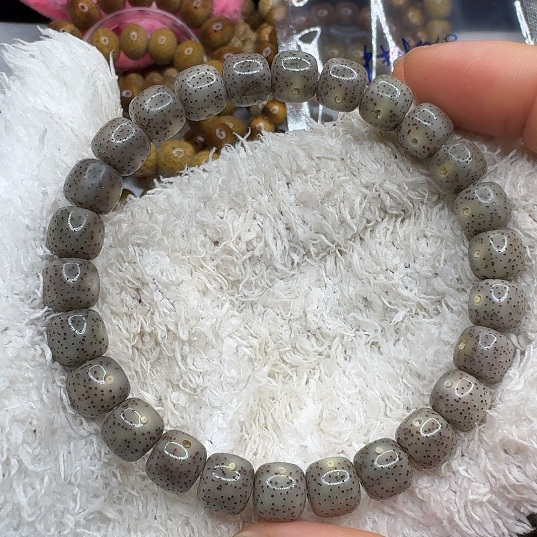 手串星月菩提8.8x8冰糖灰冰牛毛星