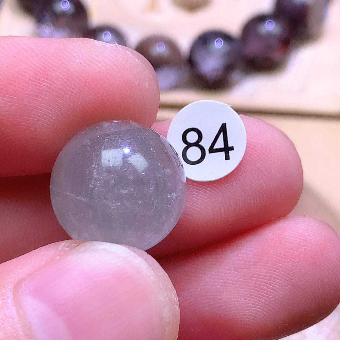 未镶嵌颈饰水晶x****i