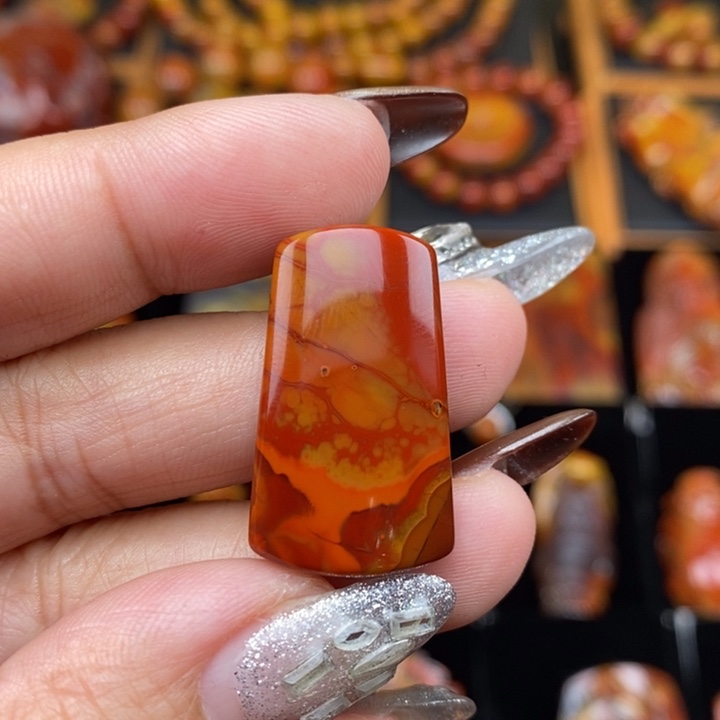 玛瑙/玉髓未镶嵌颈饰