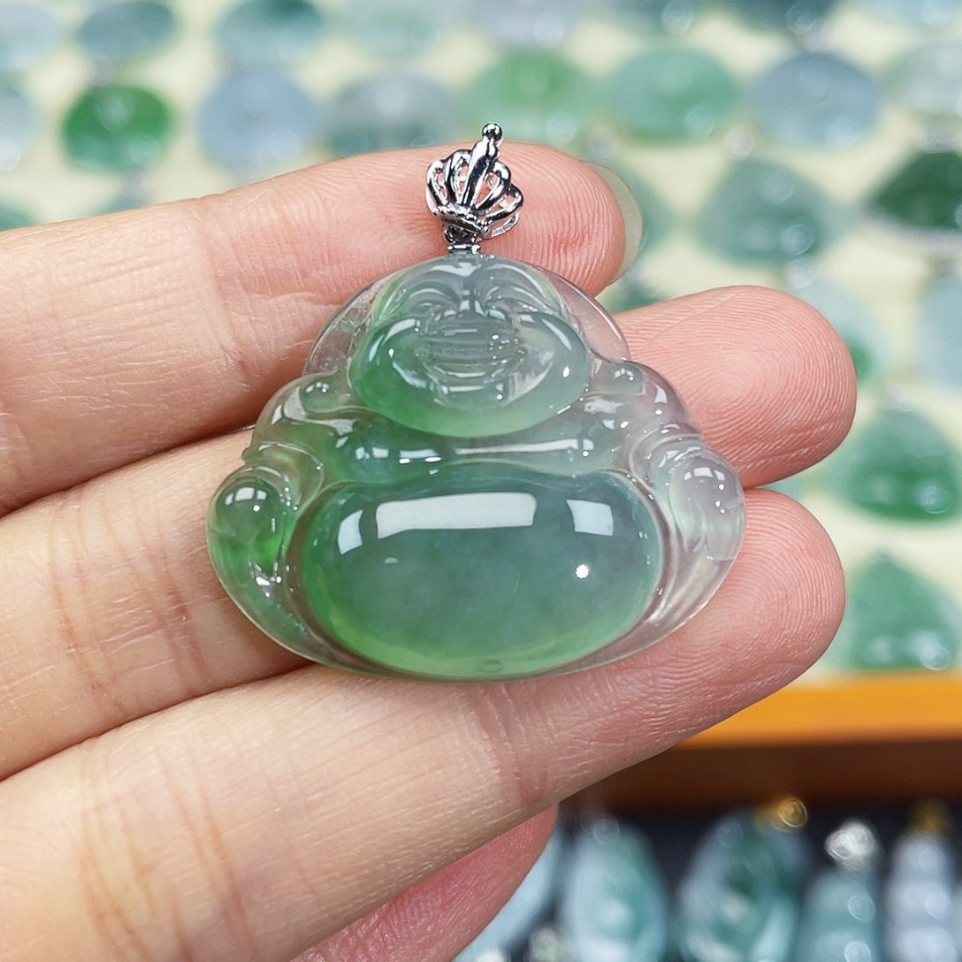 翡翠颈饰18K金镶嵌吊坠