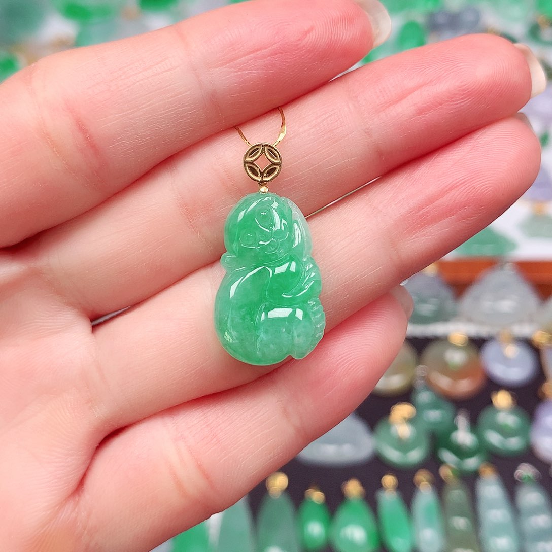 翡翠颈饰18K金镶嵌天然翡翠A货