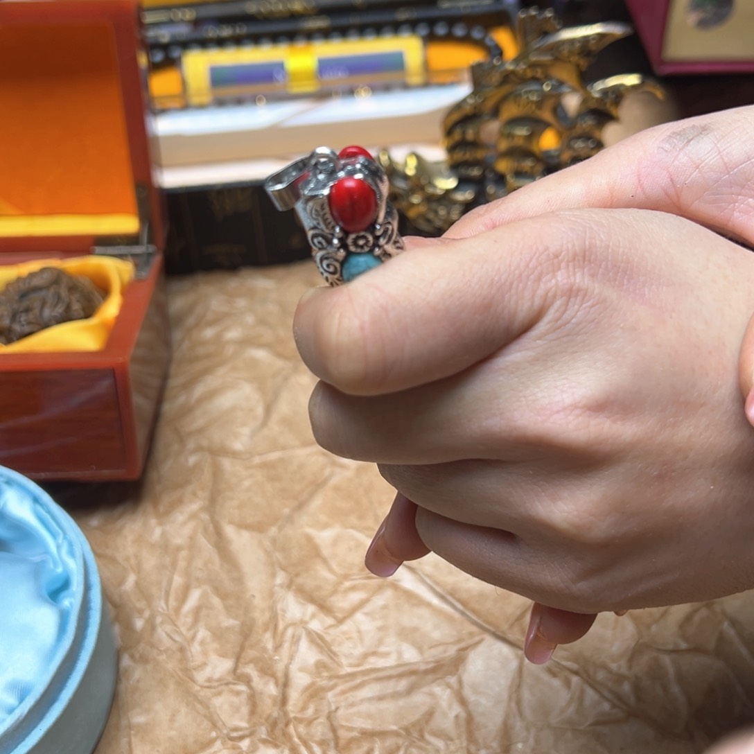 滴血莲花菩提吊坠