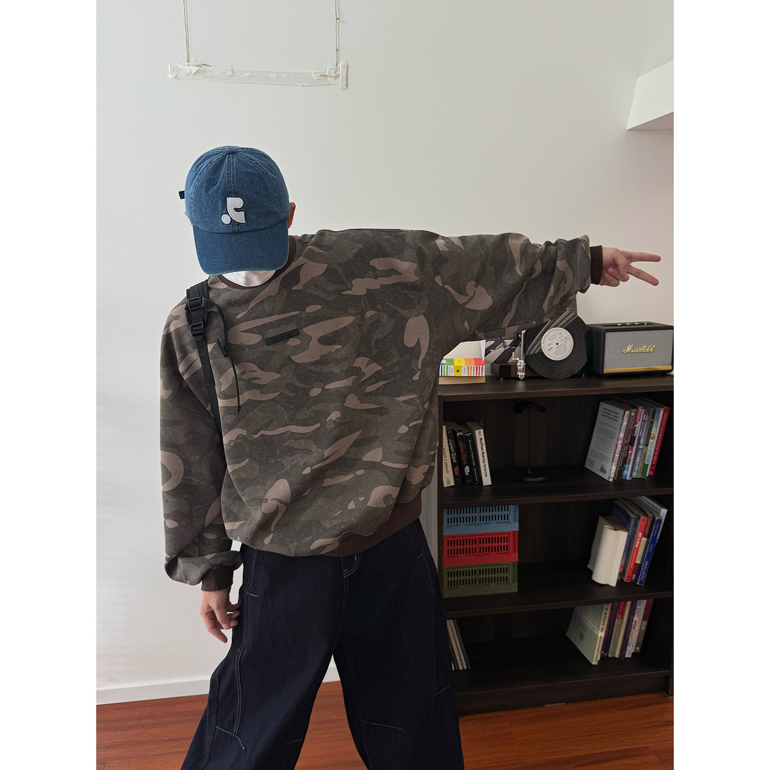 19studio WAYNEPRINCE 美式复古圆领长袖卫衣两色迷彩宽松上衣男