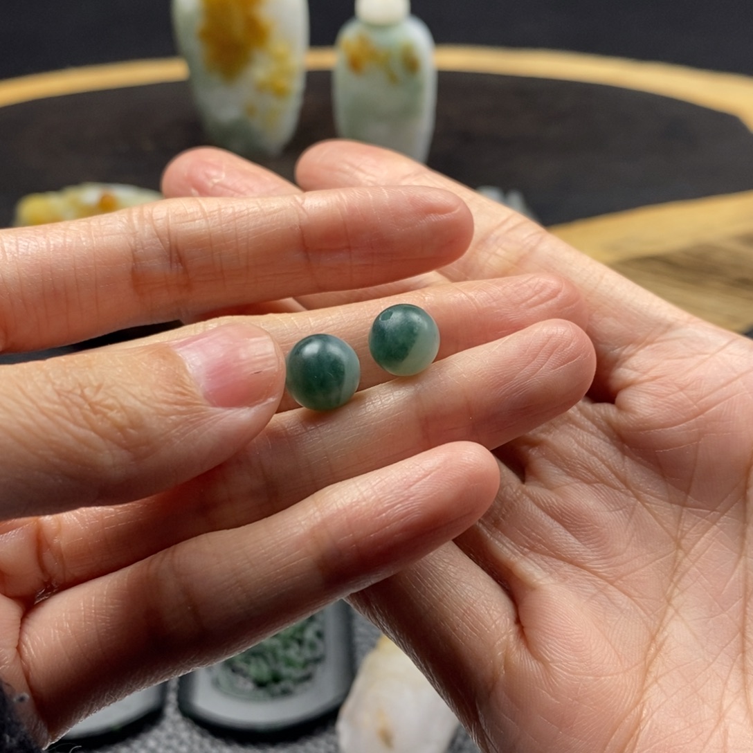 子***乐定制翡翠未镶嵌珠