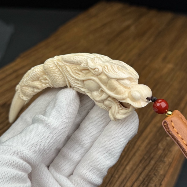 H1781天然猛犸牙 雕刻龙牙尖 100mm支持鉴定 假一罚四