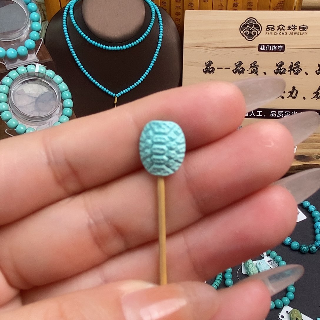 绿松石雕刻未镶嵌