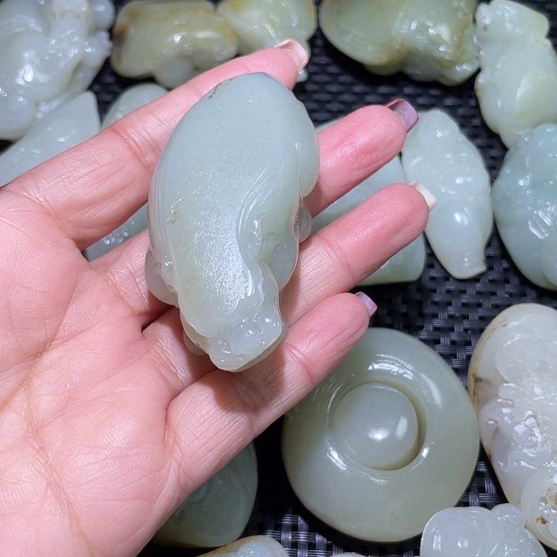 和田玉（糖玉）未镶嵌挂件