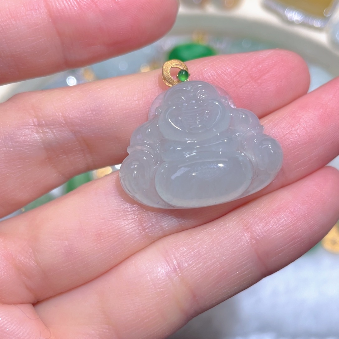 翡翠颈饰18K金镶嵌翡翠