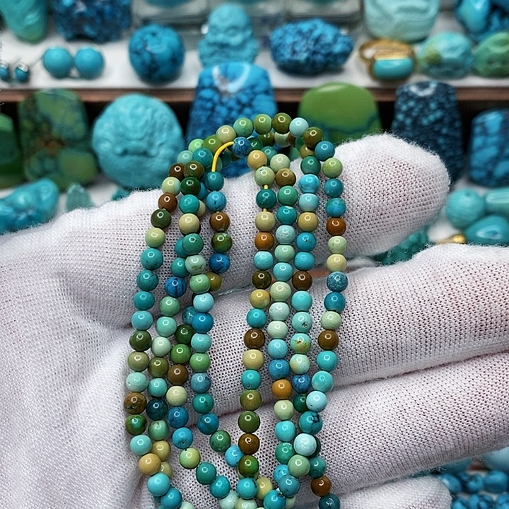 绿松石未镶嵌珠宝奇石