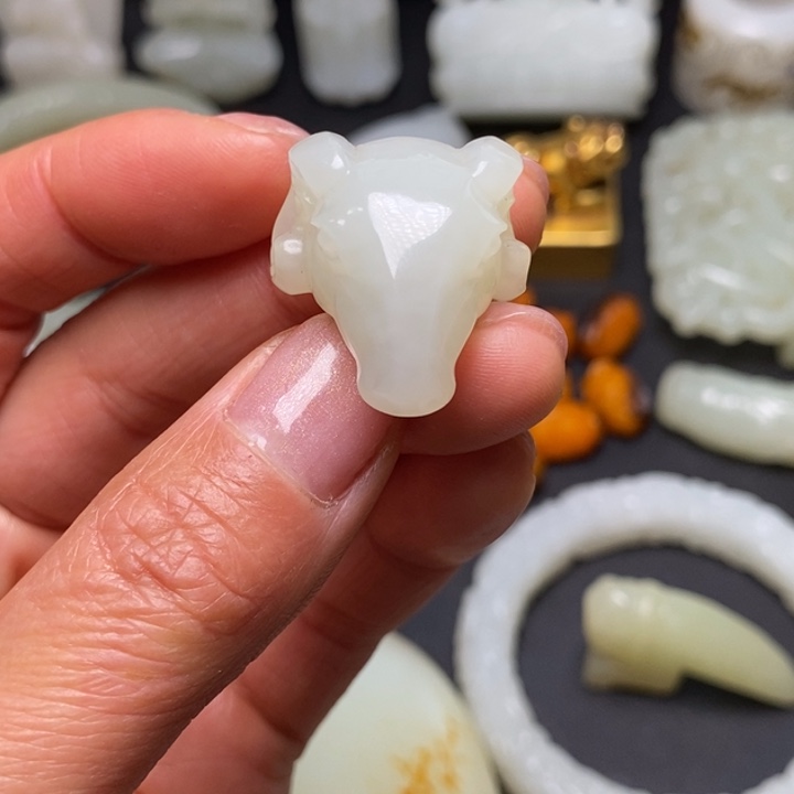 和田玉未镶嵌挂件