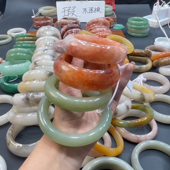 夢***影石英质玉钛钢珠宝奇石