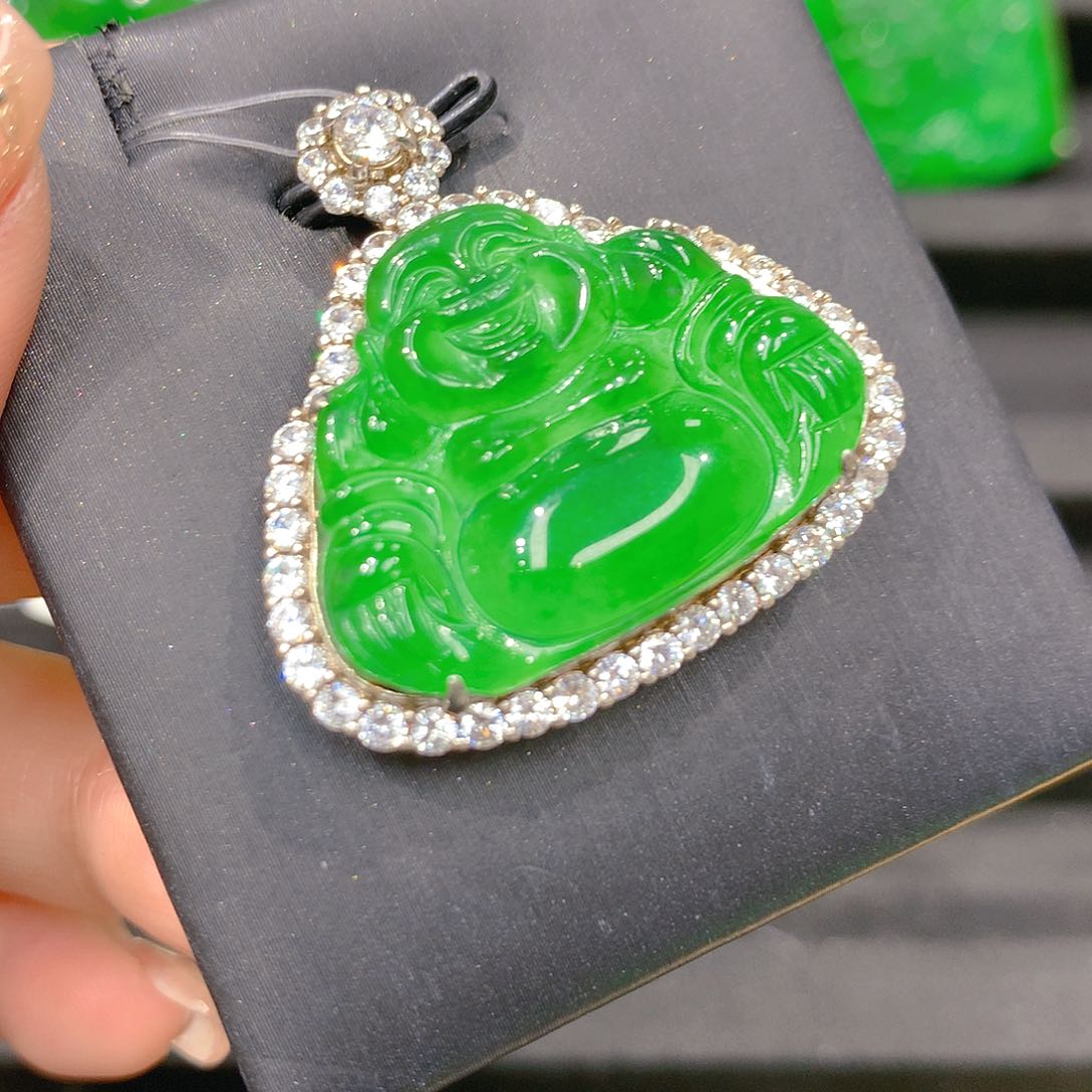 翡翠吊坠(赠链)银S925镶嵌0088