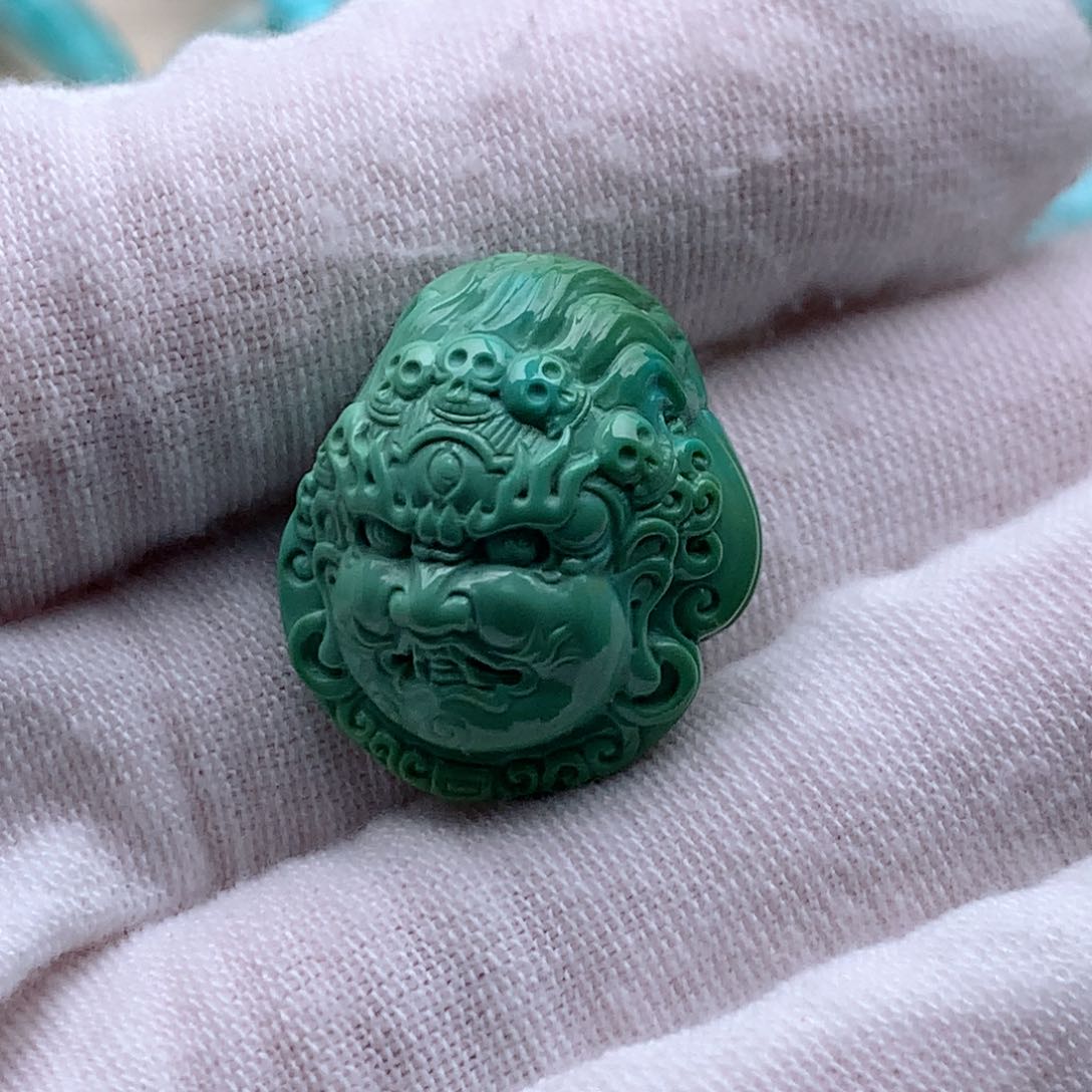 绿松石颈饰未镶嵌