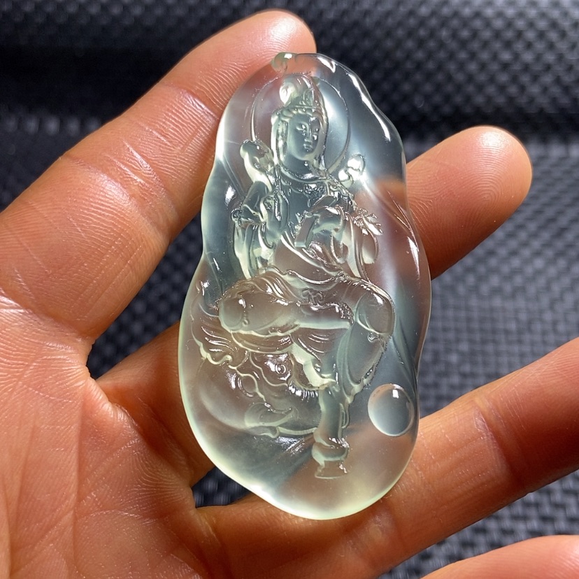 【闪购商品】未镶嵌蛇纹石玉颈饰F*I