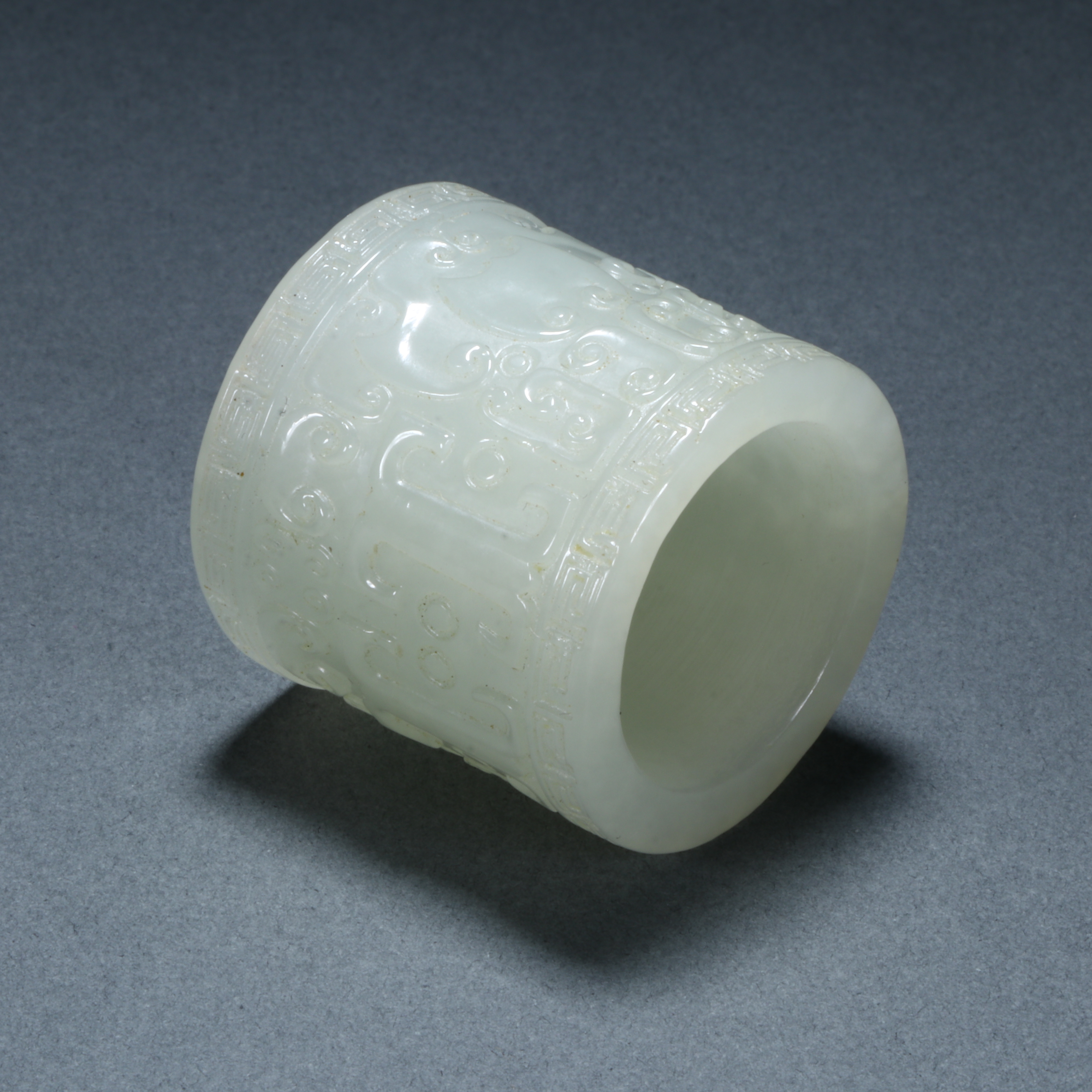 月日《承玺国际》创汇· 和田玉扳指