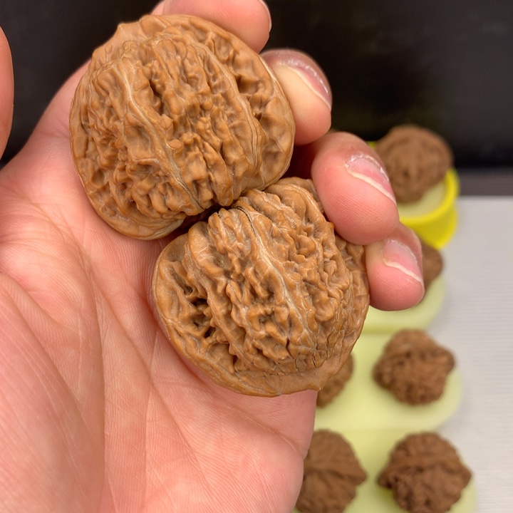 心***境文玩核桃把件43尺四座楼