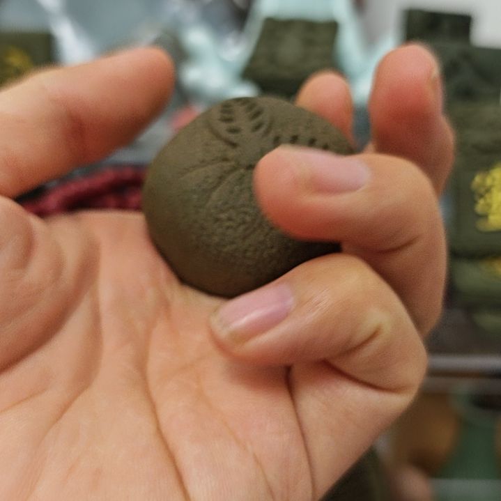 泥塑微瑕香牌福利两个