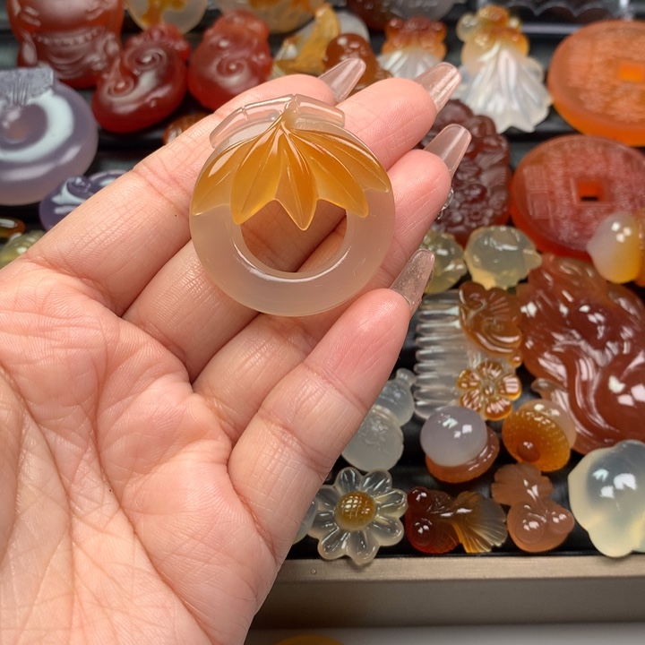 玛瑙/玉髓颈饰未镶嵌