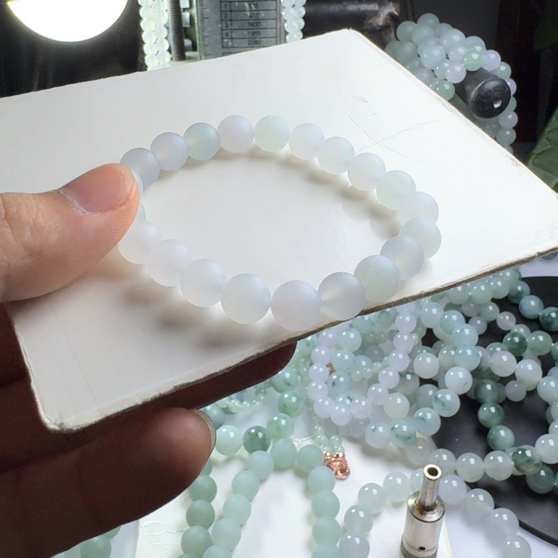 定制翡翠未镶嵌卡9，女士毛货手串抛光