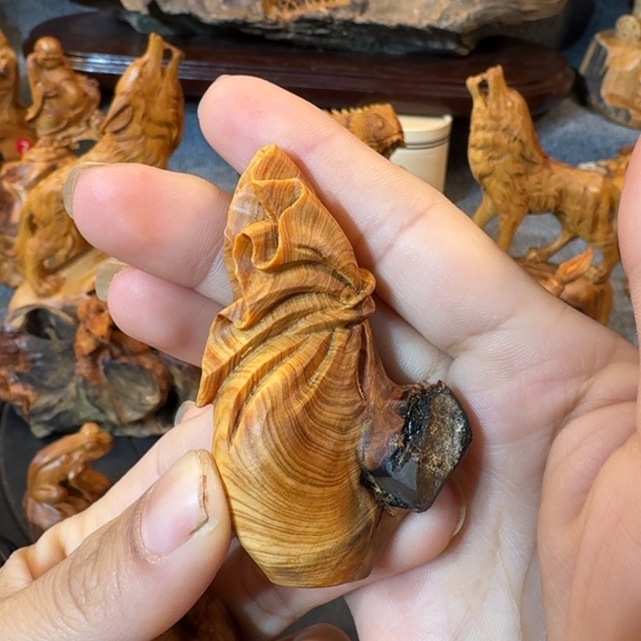 崖柏摆件手把件等